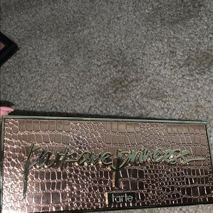 bronzer pallet never used